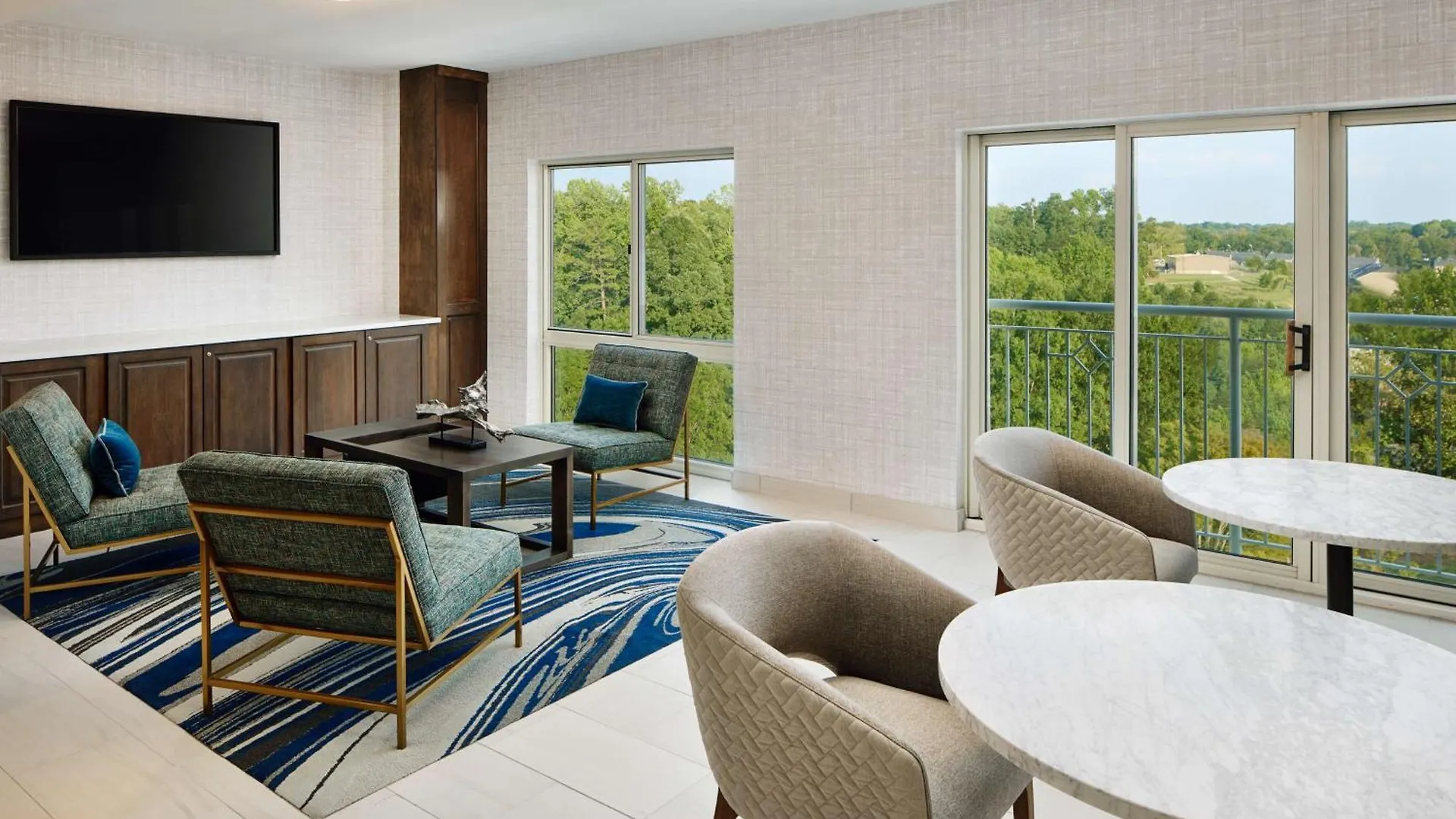 Hilton Charlotte Airport Hotel 4*,