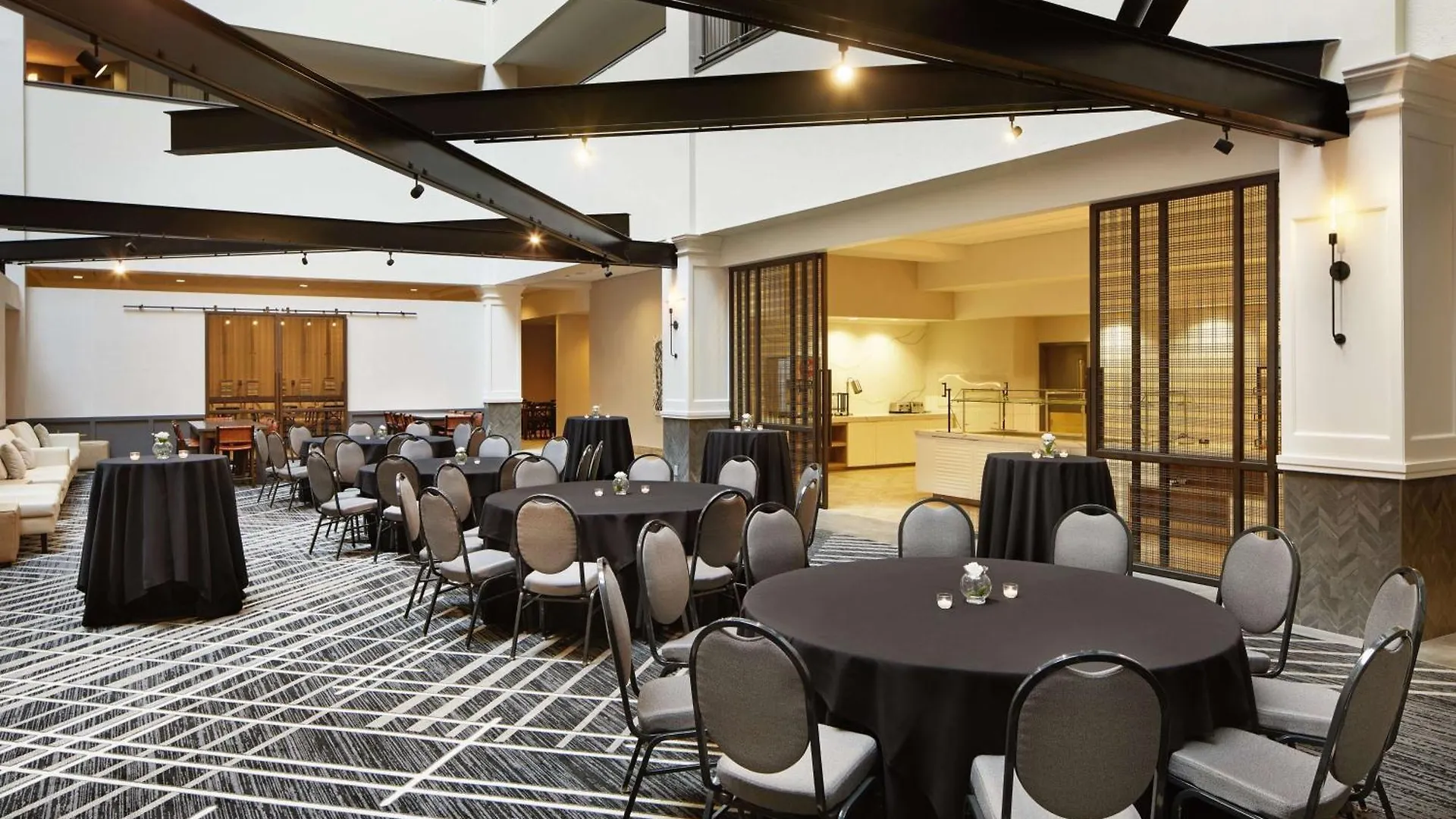 Hilton Charlotte Airport Hotel